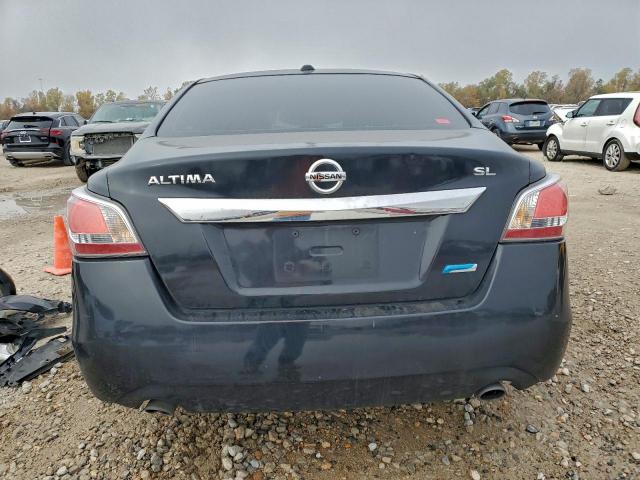 Nissan Altima 2.5 Image 2