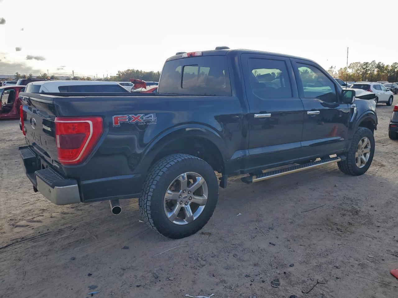 Ford F-150 Supercrew Image 5