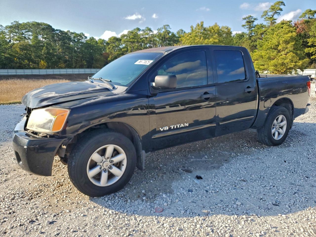 Nissan Titan Xe Image 1