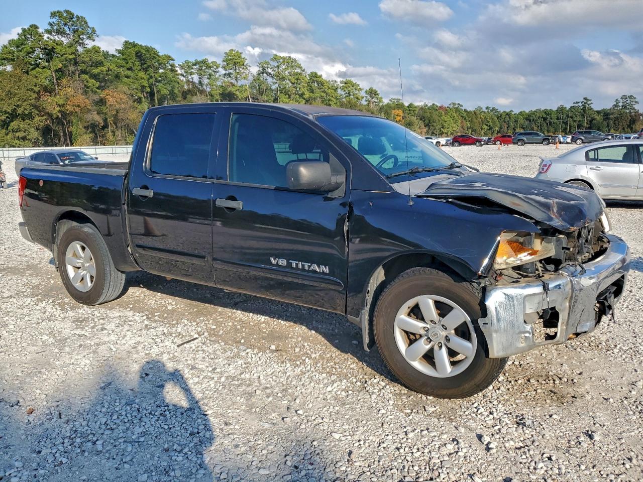 Nissan Titan Xe Image 6