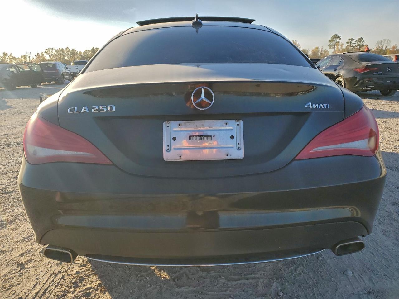 Mercedes-Benz Cla-class 250 4matic Image 7