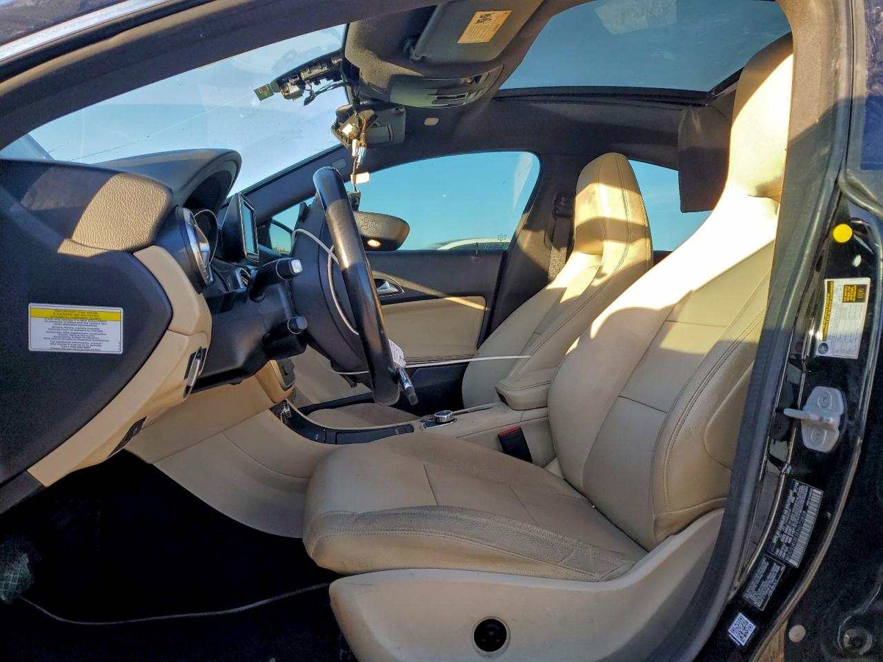 Mercedes-Benz Cla-class 250 4matic Image 12