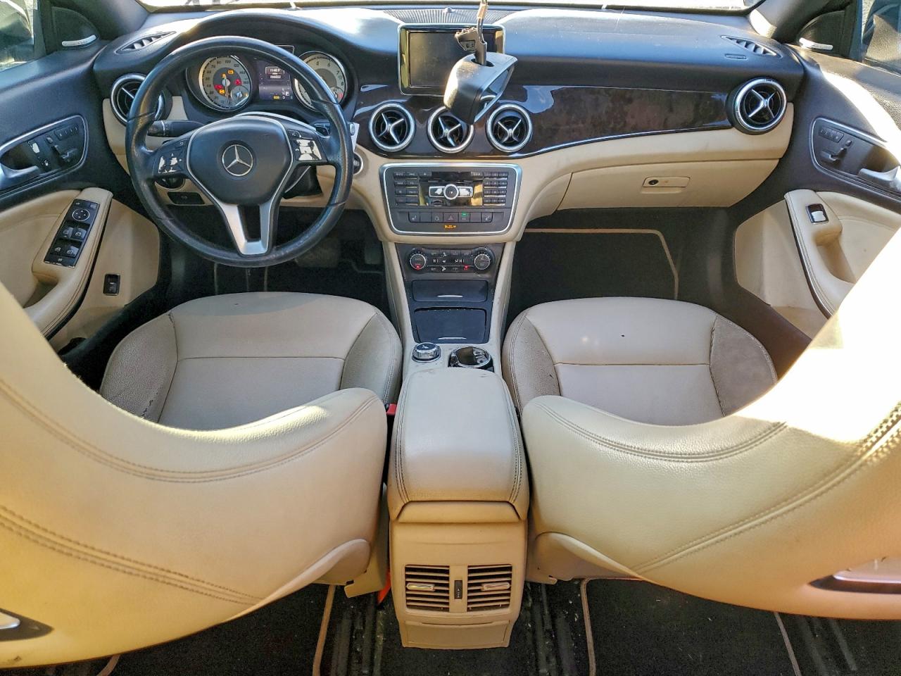 Mercedes-Benz Cla-class 250 4matic Image 5