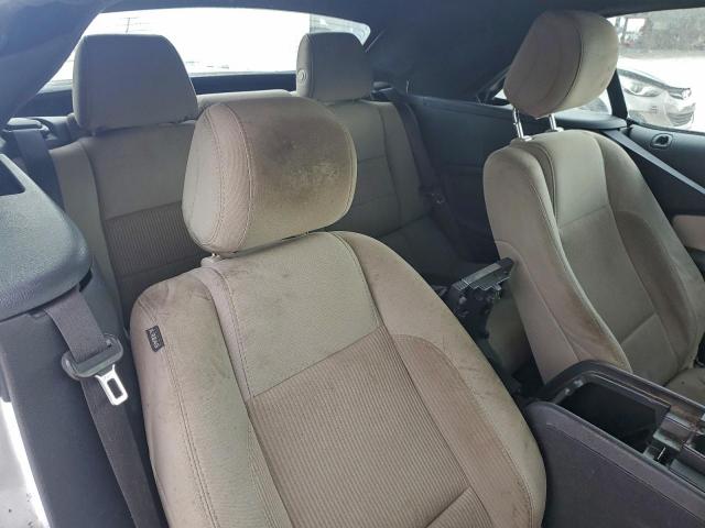 Ford Mustang Image 9