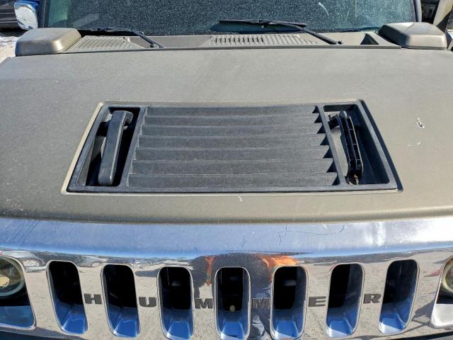 HUMMER H2 Image 9