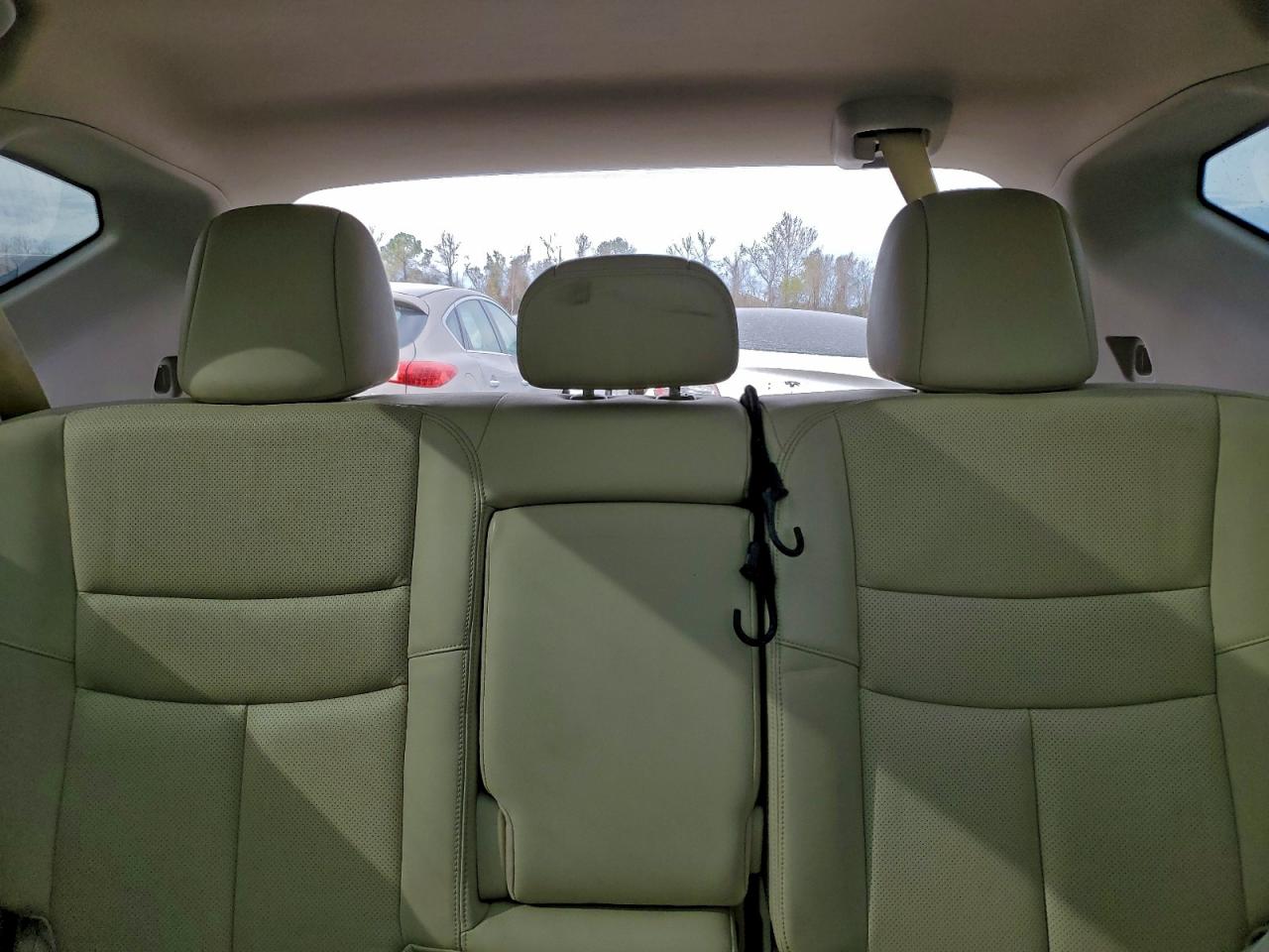 Nissan Murano S Image 8