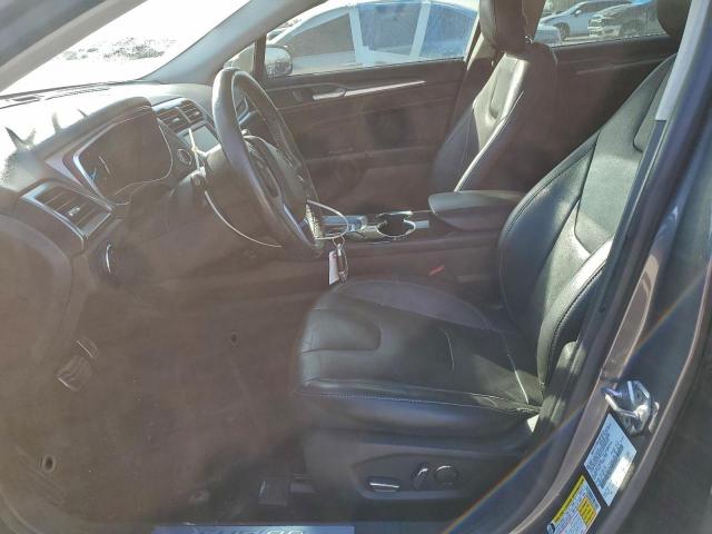 Ford Fusion Titanium Phev Image 2