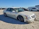 Cadillac DTS Image 5