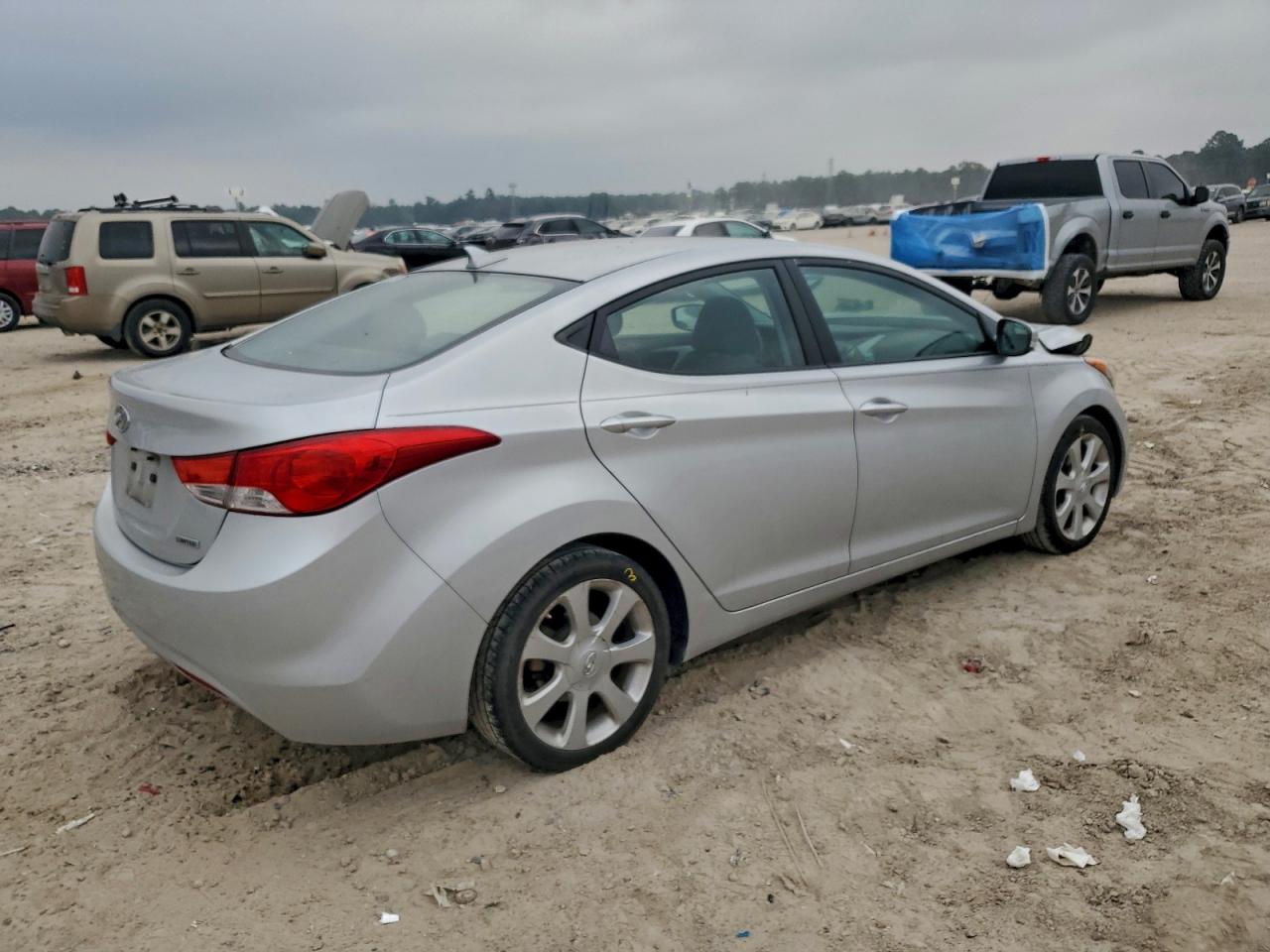 Hyundai ELANTRA Gls Image 6