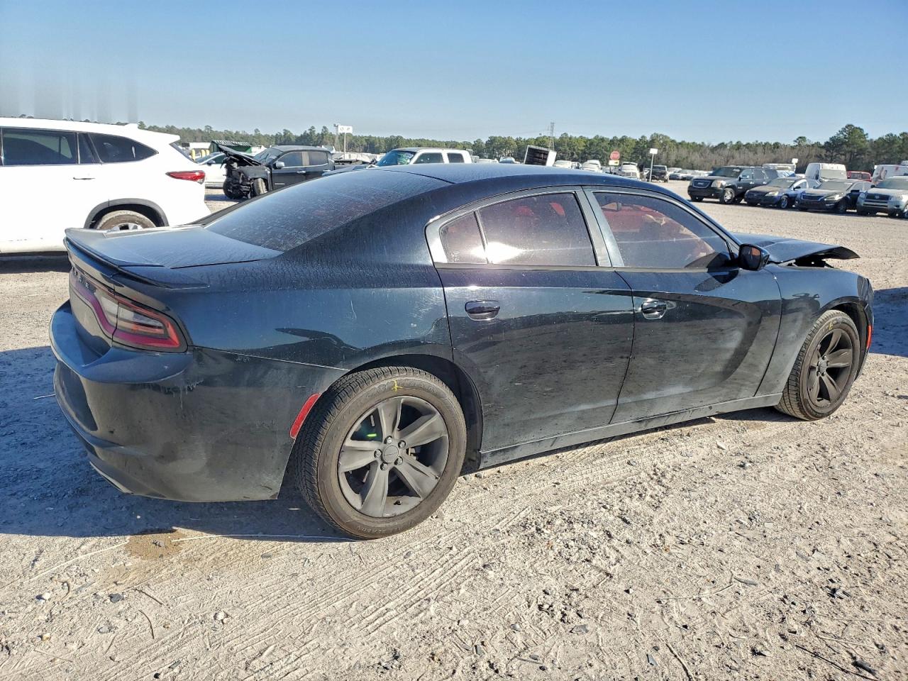 Dodge Charger Se Image 3