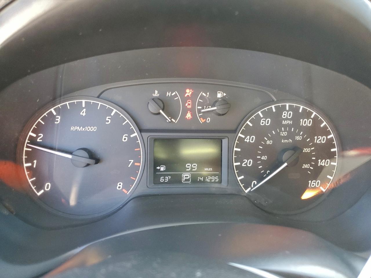 Nissan Sentra S Image 5