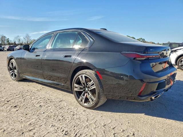 BMW 7 Series Xi Image 3