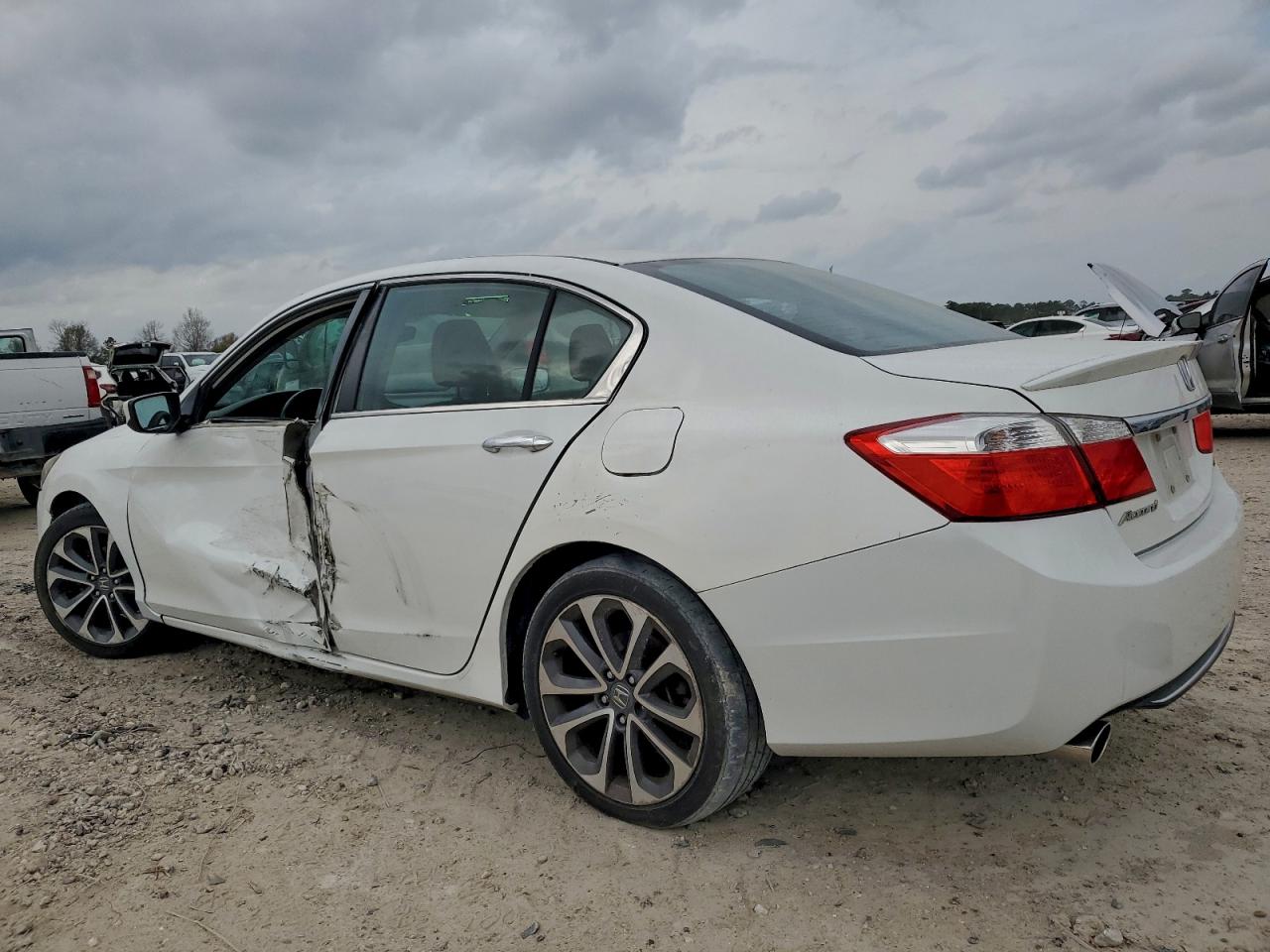 Honda Accord Sport Image 9