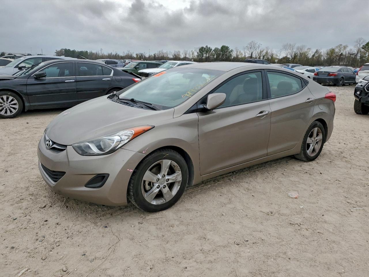 Hyundai ELANTRA Gls Image 1