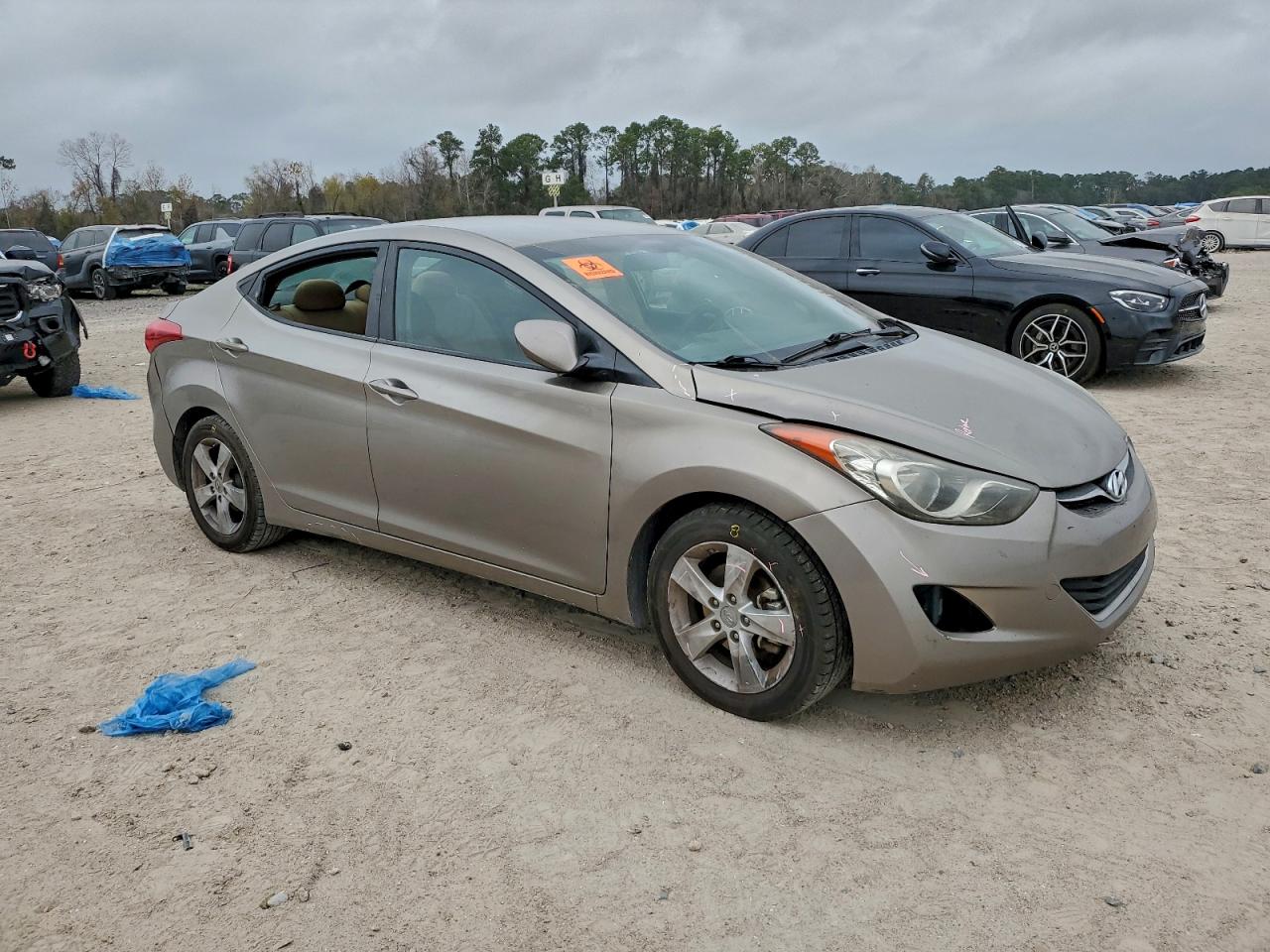 Hyundai ELANTRA Gls Image 5
