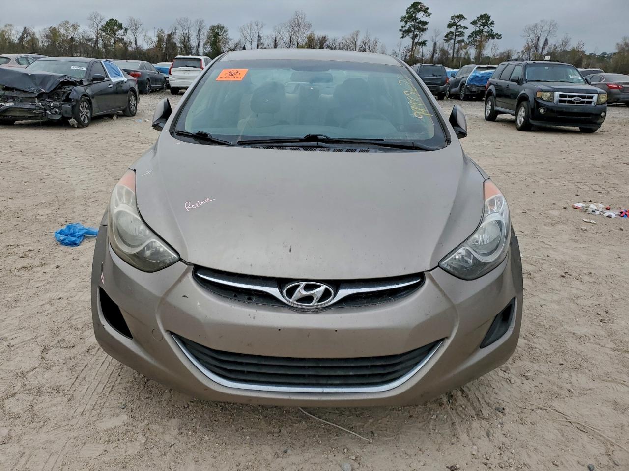 Hyundai ELANTRA Gls Image 11
