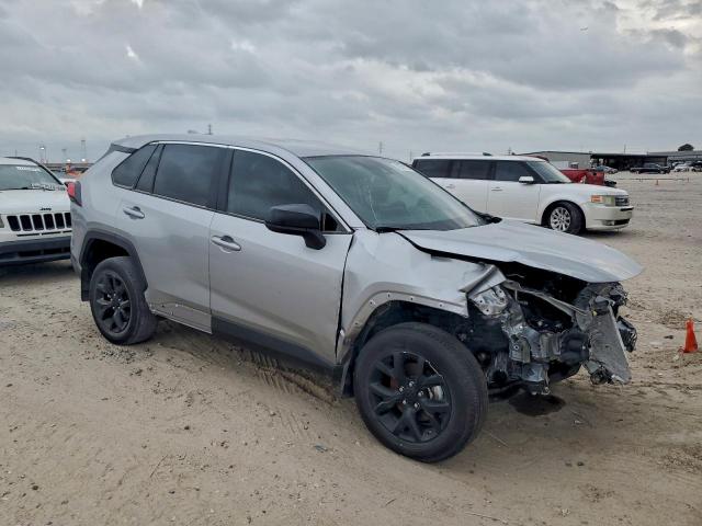 Toyota RAV4 Le Image 3