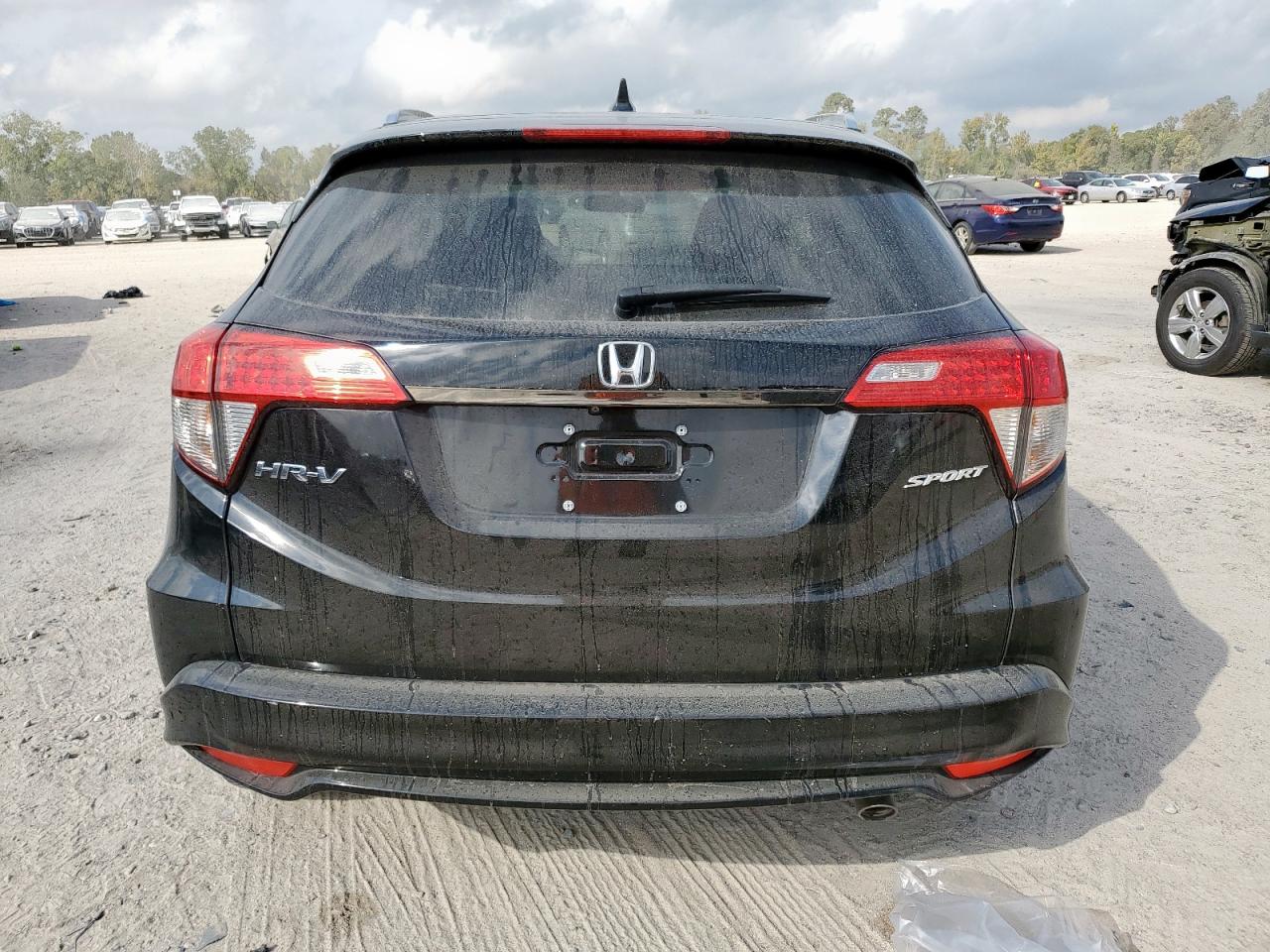 Honda HR-V Sport Image 4