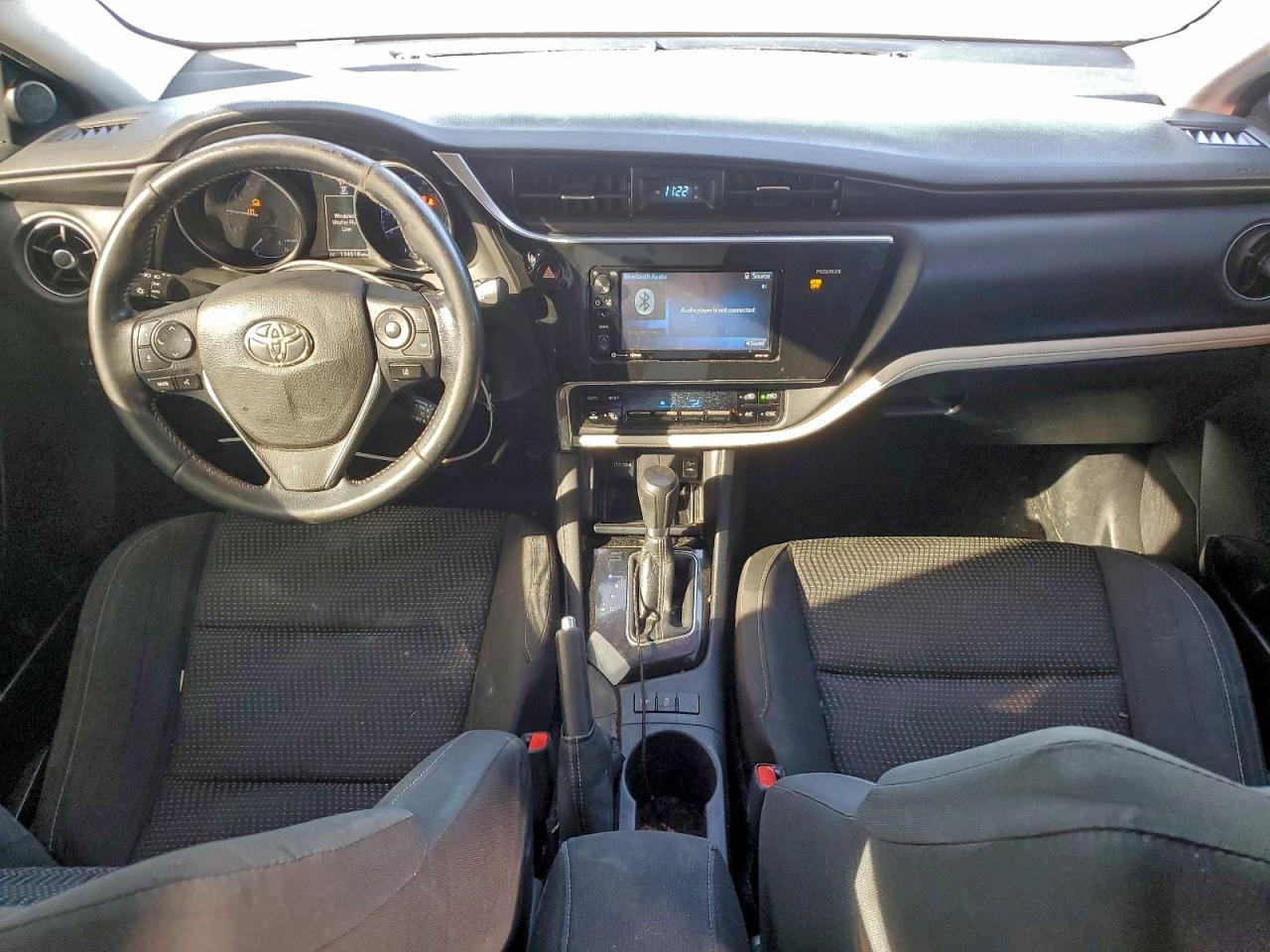 Toyota Corolla Image 6