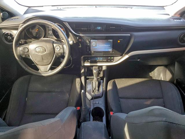 Toyota Corolla Image 6