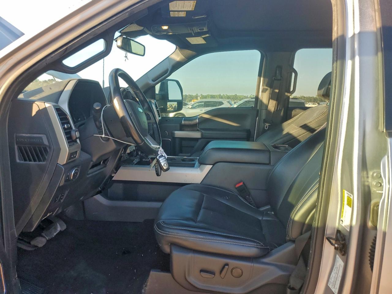 Ford F-250 Super Duty Image 7