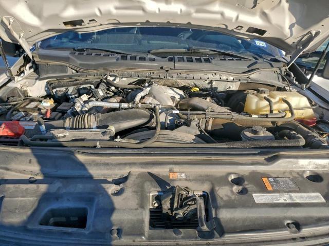 Ford F-250 Super Duty Image 12