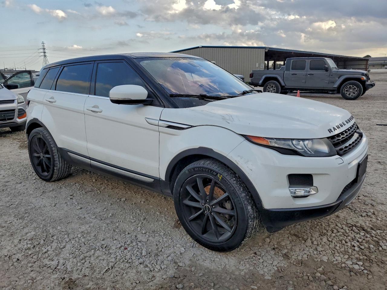 Land Rover Range Rover Prestige Premium Image 4