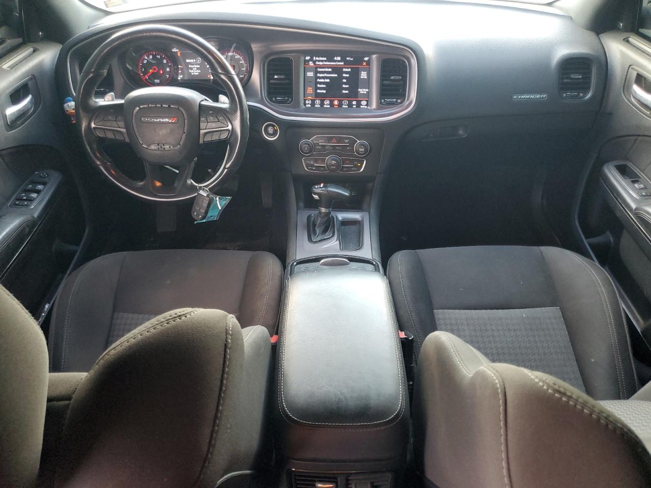 Dodge Charger R/t Image 6