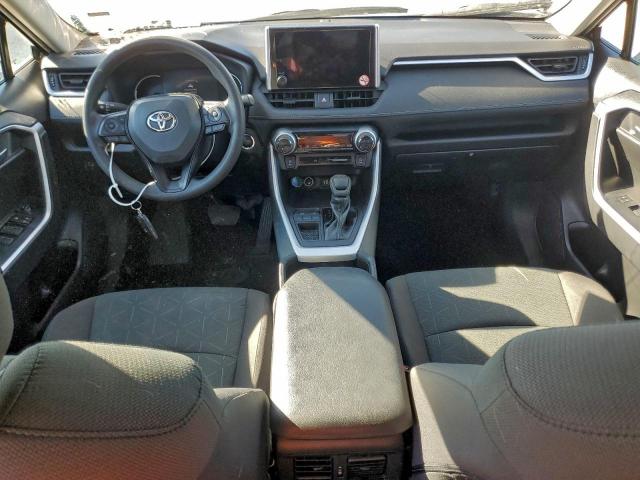 Toyota RAV4 Xle Image 5