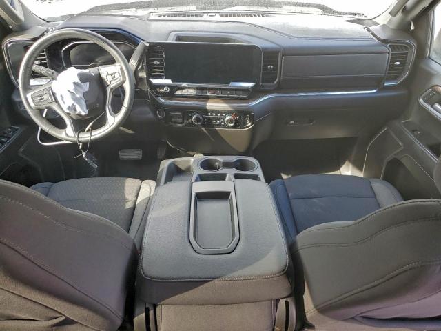 Chevrolet Silverado C1500 Lt Image 10