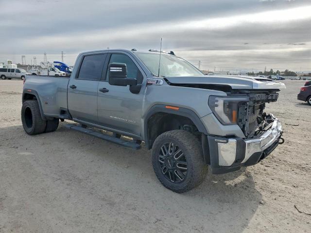 GMC Sierra K3500 Image 2