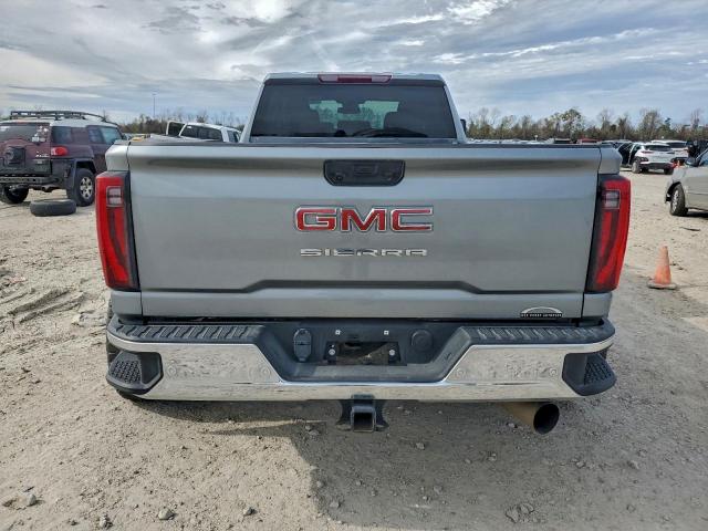 GMC Sierra K3500 Image 6