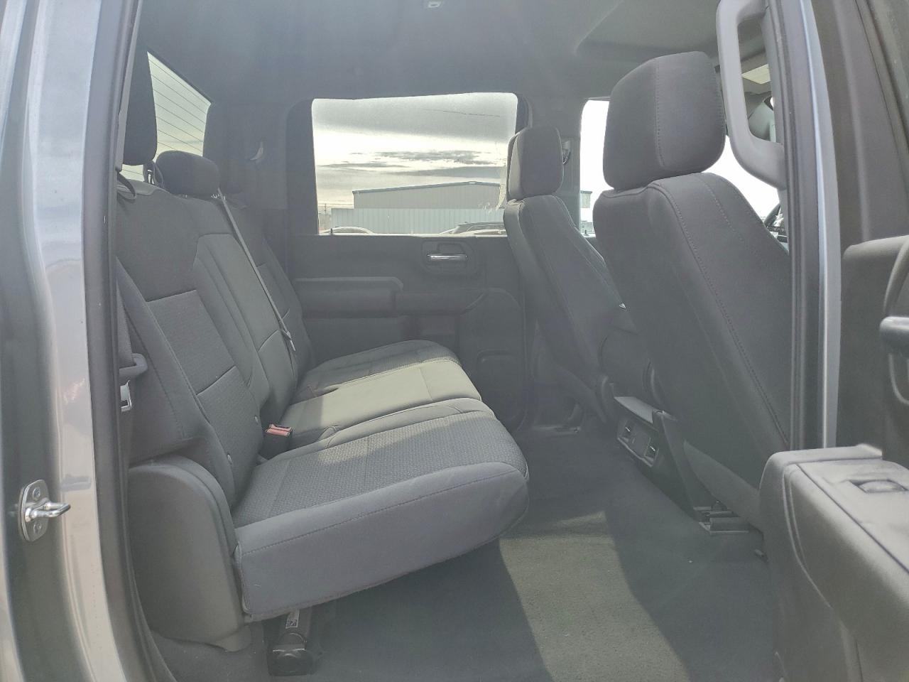 GMC Sierra K3500 Image 11